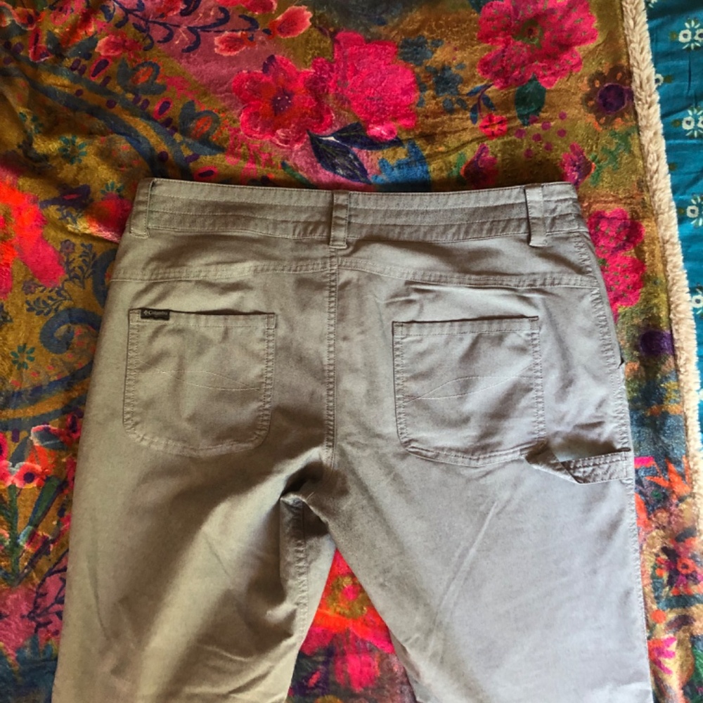 Columbia utility pants, fold up to capris - Picture 4 of 15